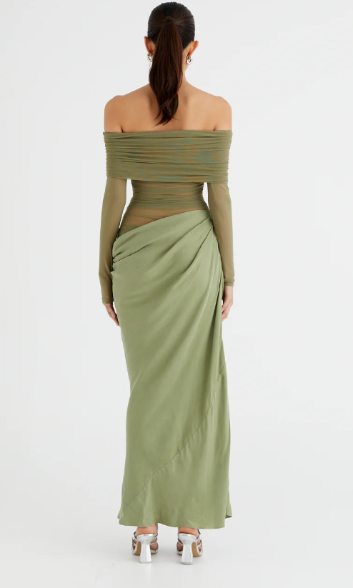 Benni Yasmin Off-Shoulder Maxi Dress Green